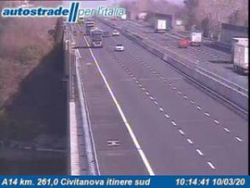 Slika pregleda web-kamere Civitanova Marche - A14 - KM 261,0